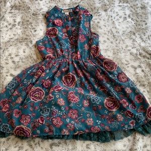 4 Girls dresses
